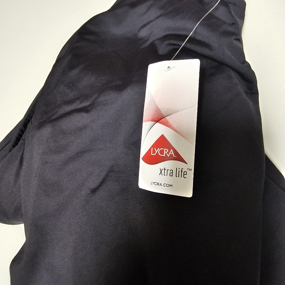 Land's End Black Tankini Top – Size Medium (10-12), DDD Cup – NWT - Picture 7 of 9